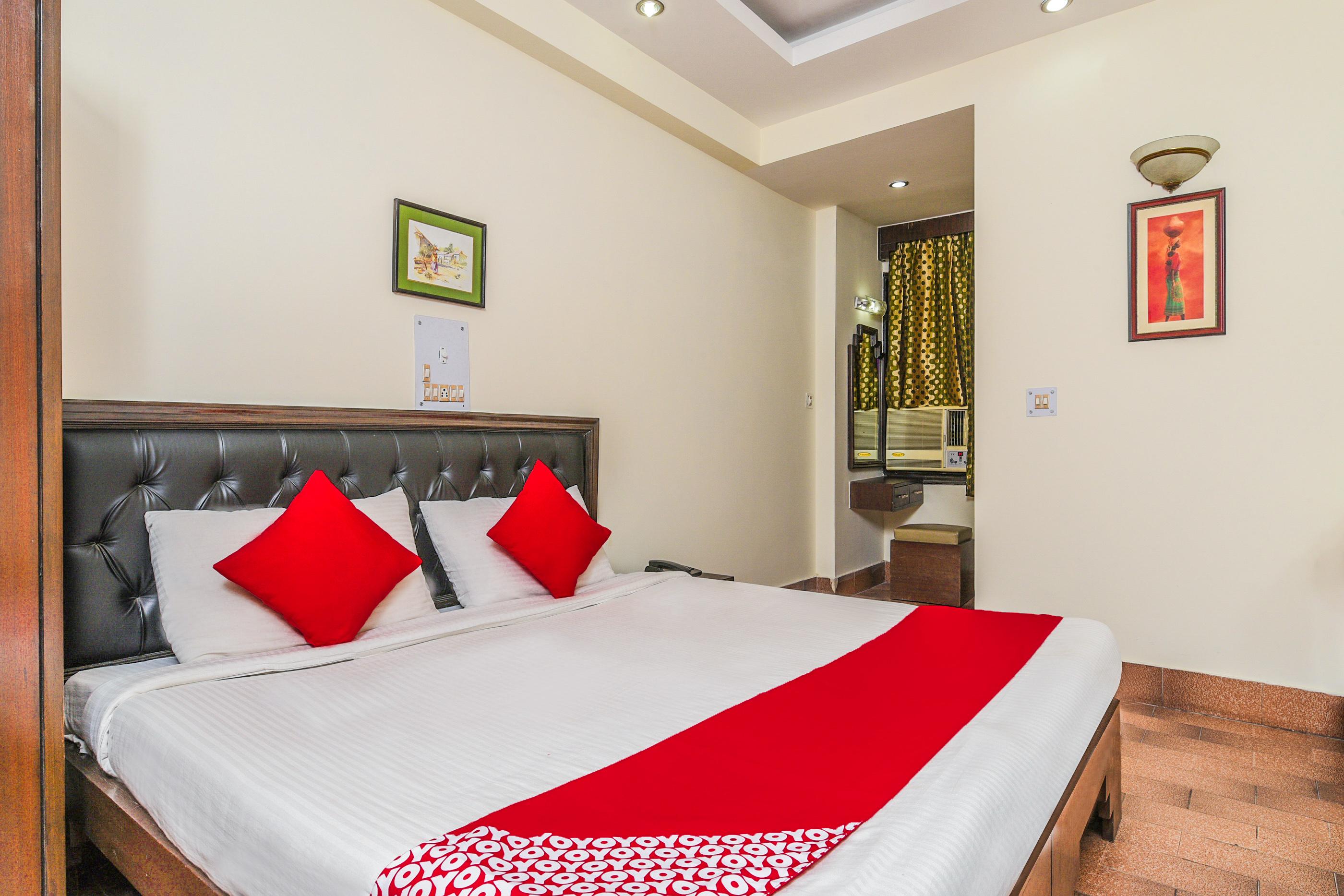 Hotel City Castle Delhi  Buitenkant foto