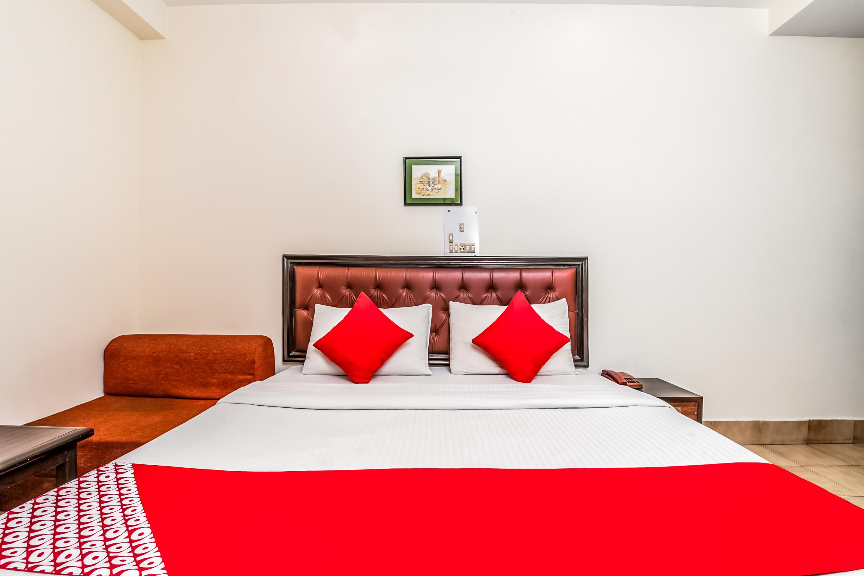 Hotel City Castle Delhi  Buitenkant foto