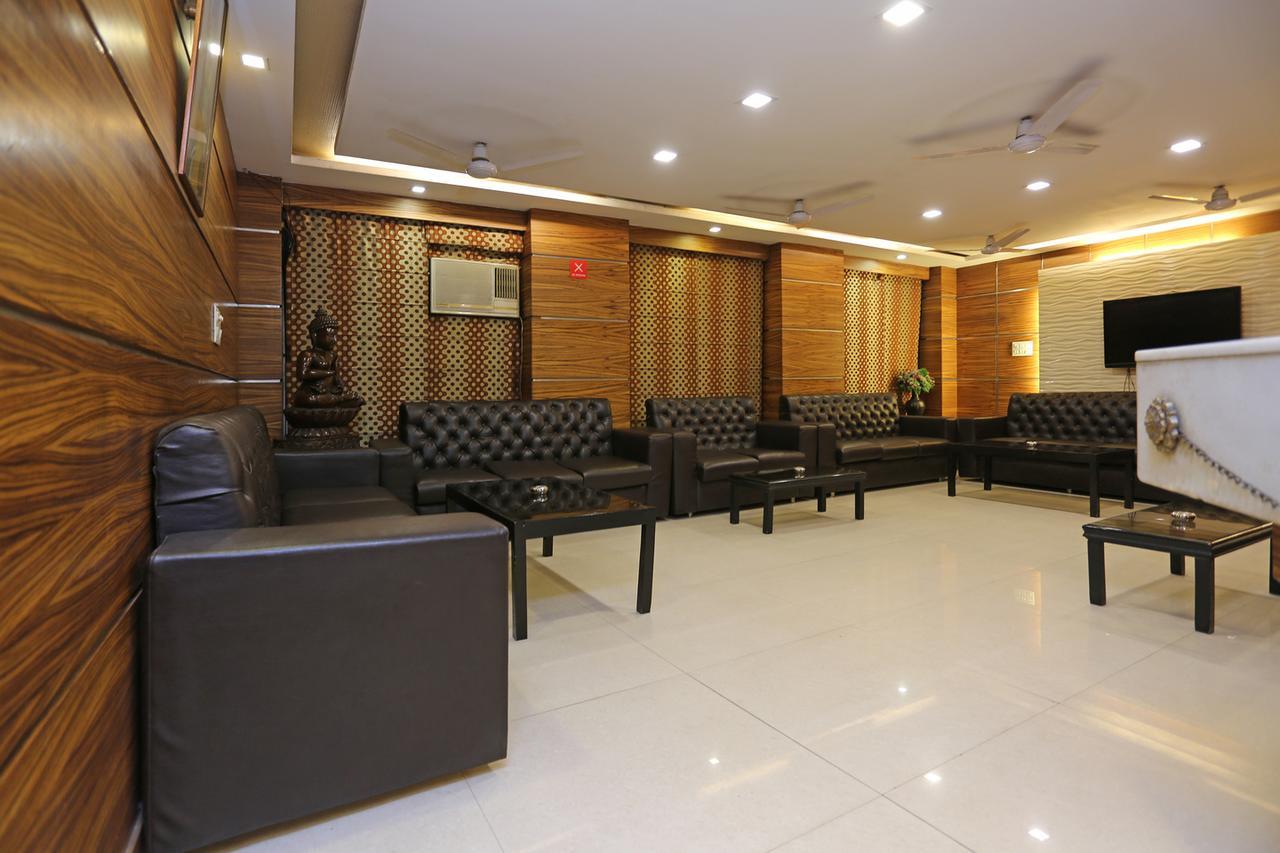 Hotel City Castle Delhi  Buitenkant foto